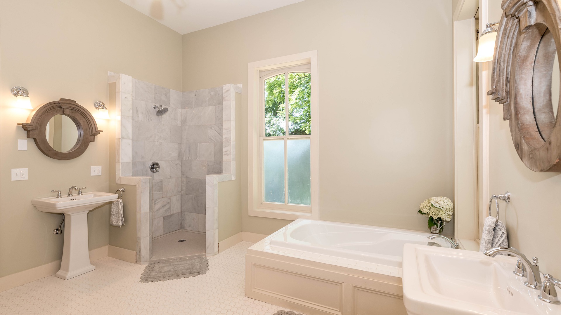 bathroom-3615667_1920 (2)